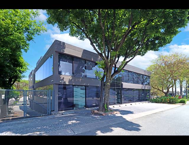540M² OFFICE TO LET IN PARKMORE
